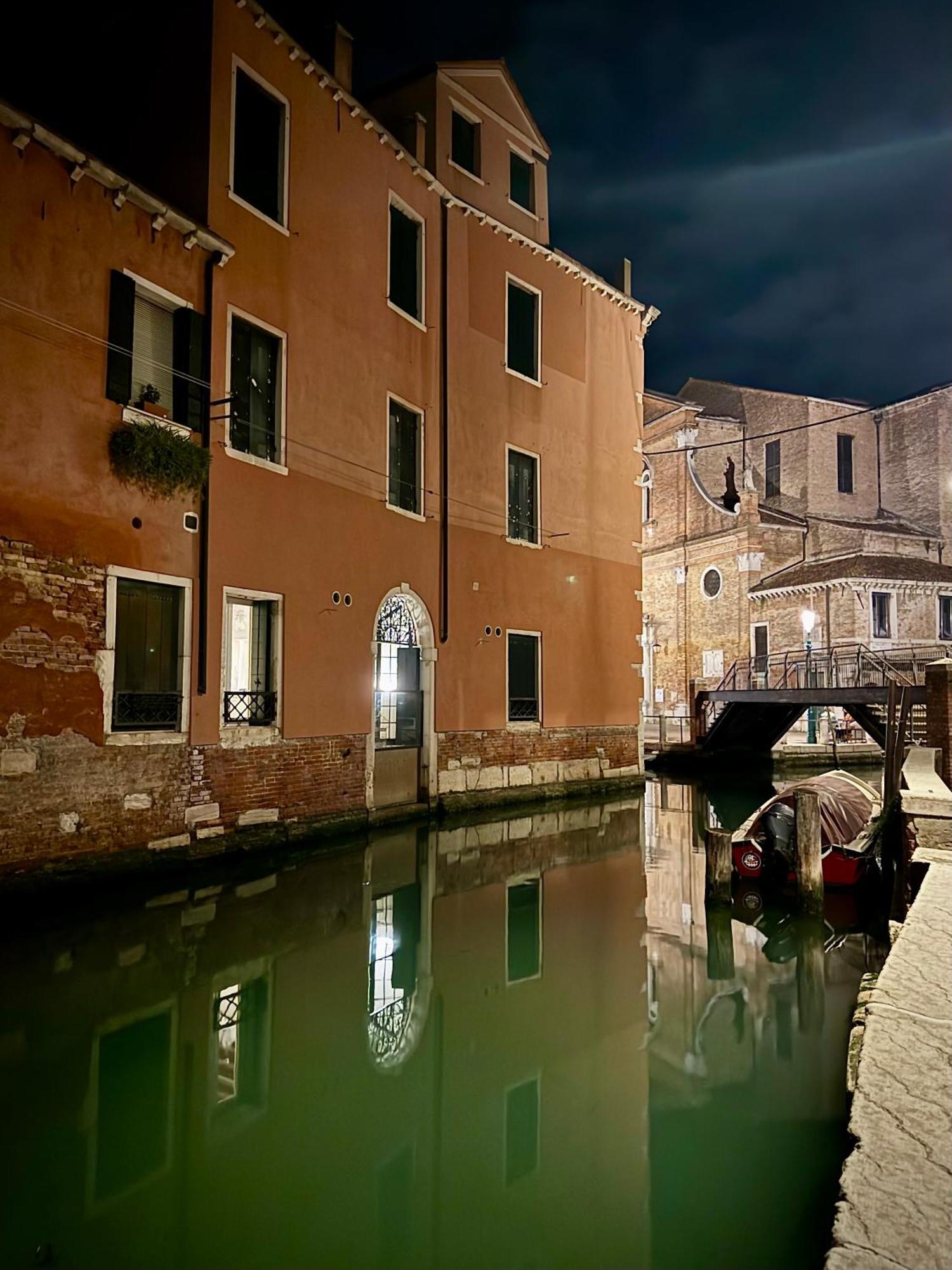 Ca Penini - Canal View Veneza Exterior foto